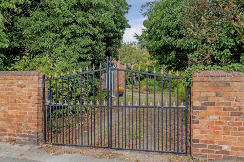 Front External-4.jpg