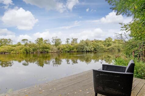 Rear External-18.jpg