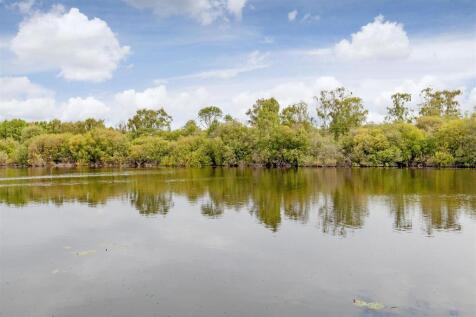 Rear External-21.jpg