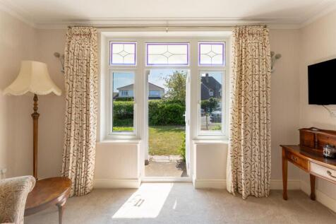 Dining Room Opening to the Front Garden