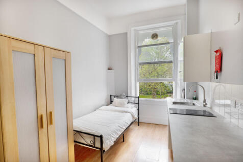 Semi-studio to rent