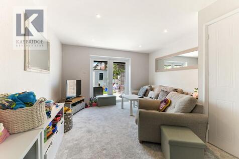 Pemberley Chase, West Ewell