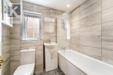 Pemberley Chase, West Ewell