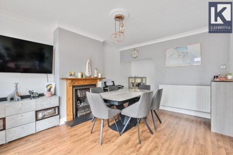 Seaforth Gardens, Epsom - KT19 0LP