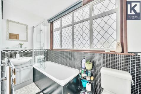 Seaforth Gardens, Epsom - KT19 0LP