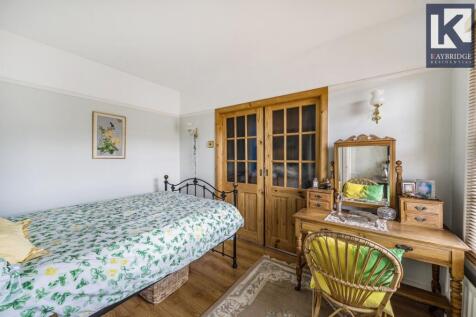 Elm Road, Epsom - KT17 2EU