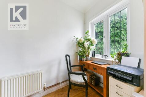 Furzedown Road, Sutton - SM2 5QE