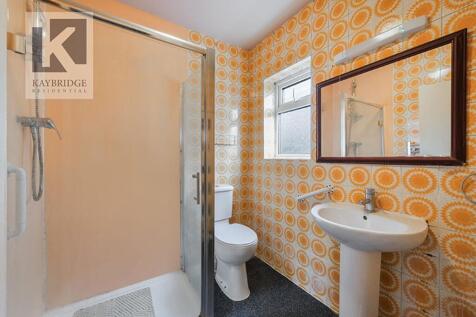 Parklawn Avenue, Epsom - KT18 7SJ