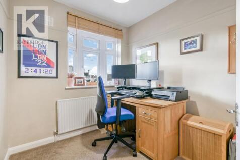 Thurleston Avenue, Morden - SM4 4BW