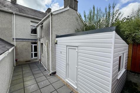 UTILITY STORAGE ROOM