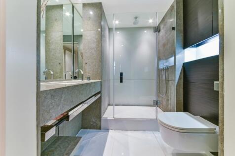 Bathroom West Tower