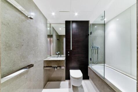 Bathroom - East Towe