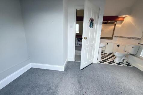 attic bedroom 