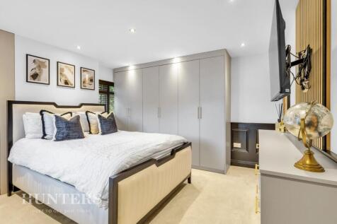 1 Crime Cottages (2).jpg