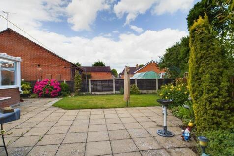 Enclosed Rear Garden