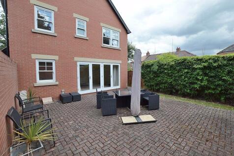 Walled Courtyard Area