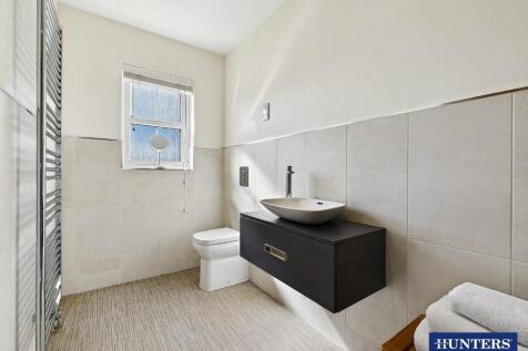 Master En-Suite
