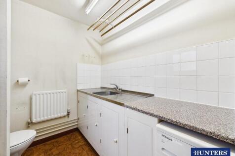 Utility Room/WC