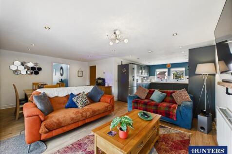 Kitchen, Dining &amp; Family Room