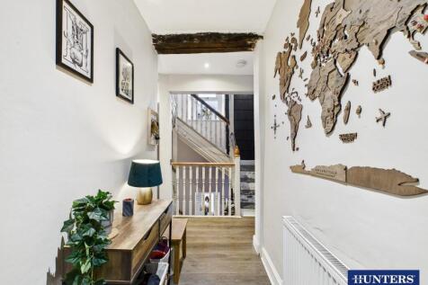 Hallway (First Floor)