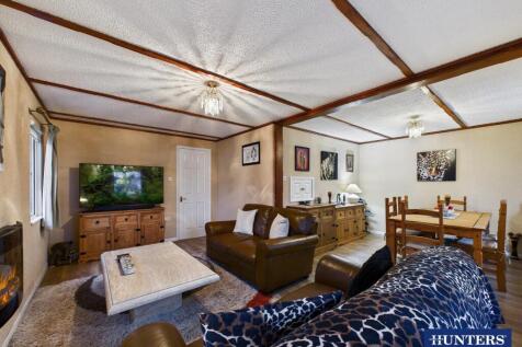 Living &amp; Dining Room