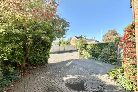 Driveway.jpg