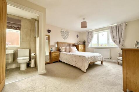 Bedroom1.jpg