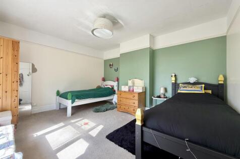 Bedroom2.jpg
