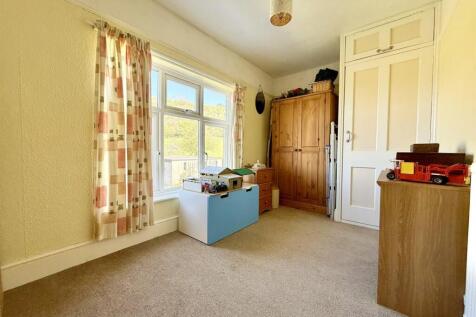 Bedroom4.jpg