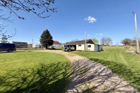 Outbuilding.jpg
