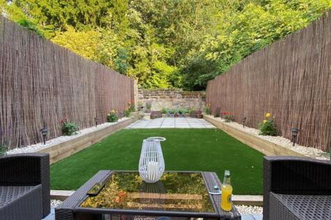 Garden Stuart Close.jpg