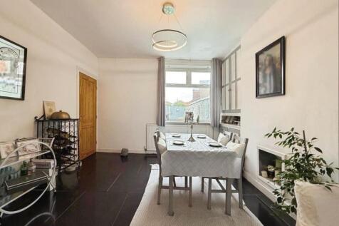 69e2a0b5--445A-80EF-99A3F98BE5CE-12040-000023EC8F4