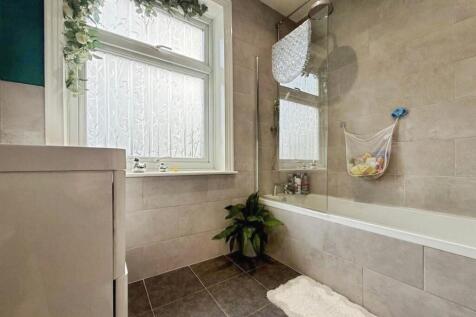 df9f95a4--4B8D-94C6-A9CFA133F037-12040-000023ECCDD