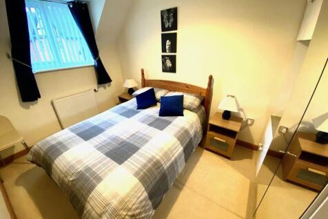 Bedroom Three (1st Floor) 