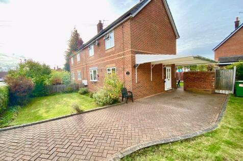 Front Garden/Driveway