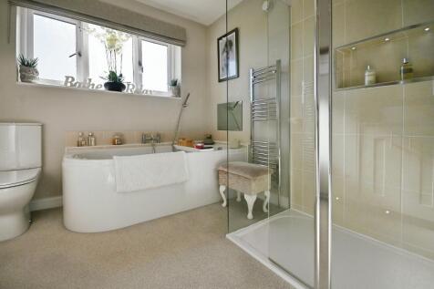 Master Ensuite