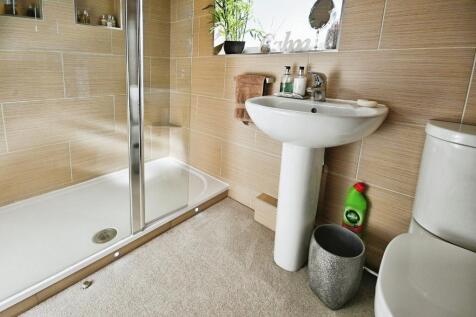 Family shower room