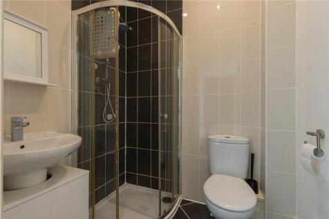 Bedroom 1 Ensuite