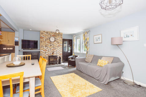 Open Plan Kitchen/Dining/Living Space