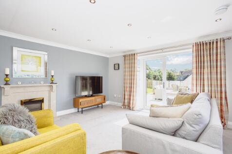 Lounge Area with Sun Terrace