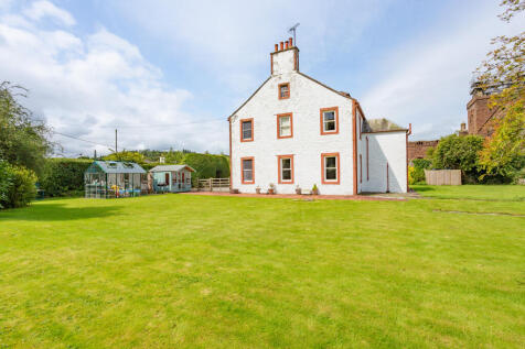 Rear View &amp; Garden Grounds