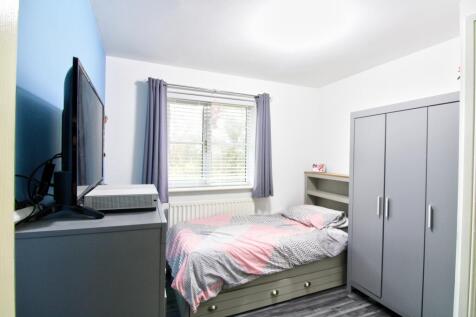 Double bedroom 2
