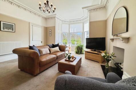 Formal Lounge