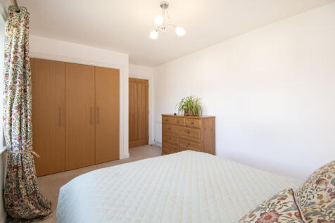 Bedroom2