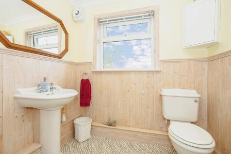 Family Shower Room