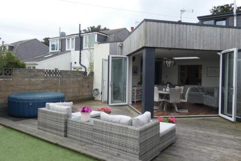 Balmoral Road, Aberdeen, AB10