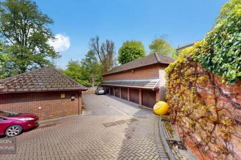 Palmerston Court, 11 Elmfield Close - uroblOYnxhPF