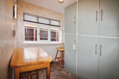 Breakfast bar.JPG