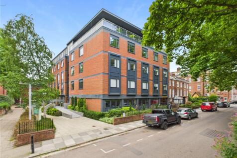 Southernhay East, Exeter, Devon, EX1