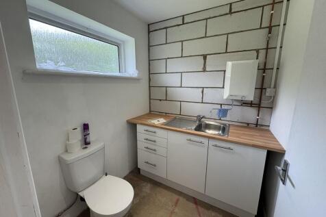 image-20250807-12...